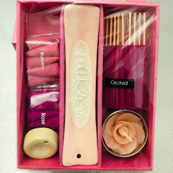 NIB: Incense & Candle Gift Set - 3 Scents‎ - Picture 1 of 5